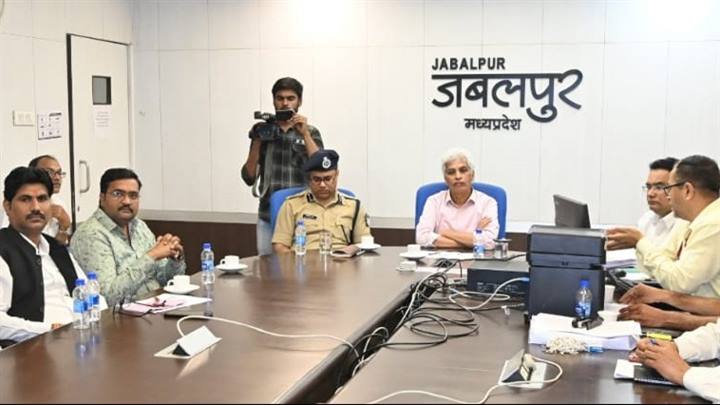 34 जिलों में ईवीएम के प्रथम रेंडमाइजेशन की प्रक्रिया संपन्न